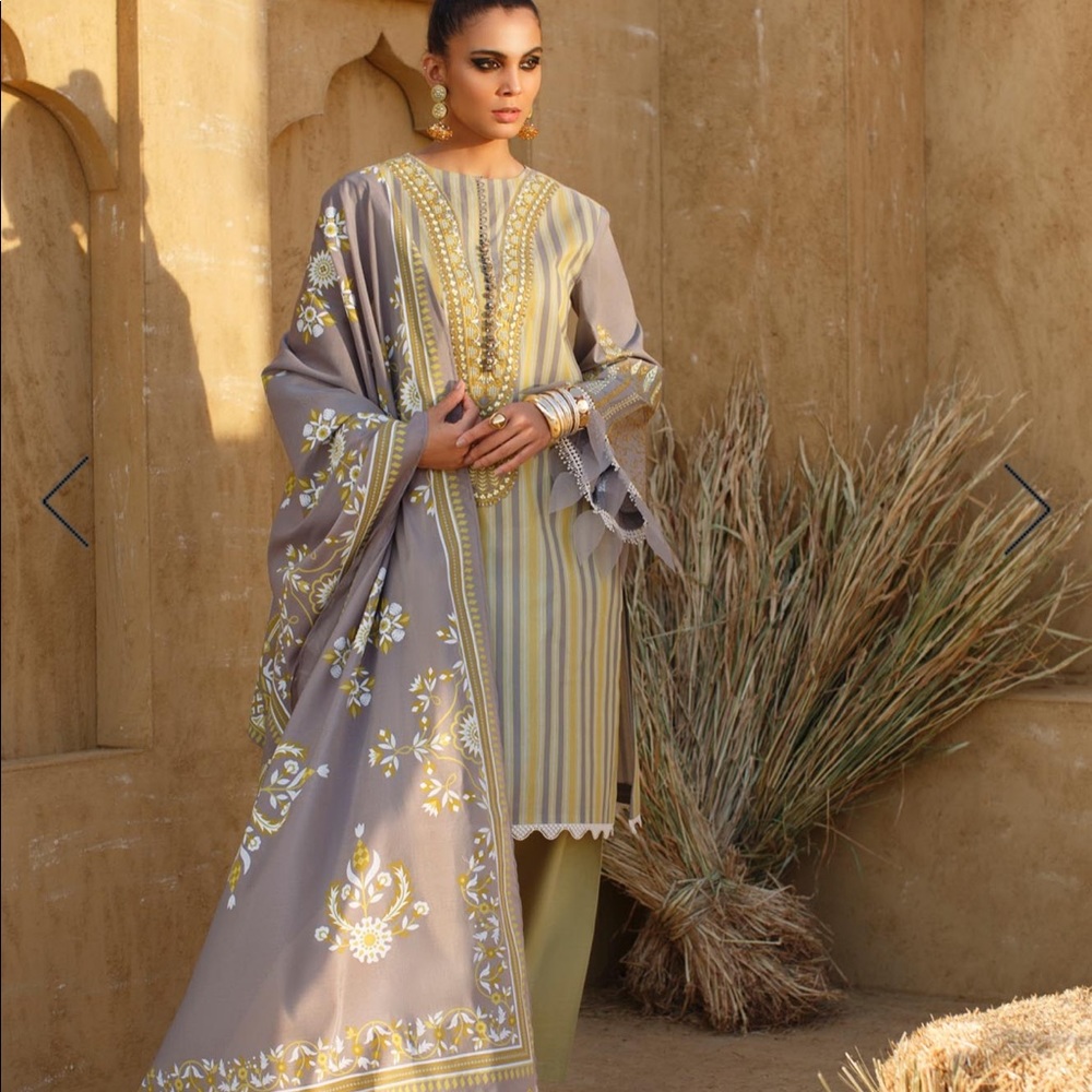 Pakistani designer salwar Kameez